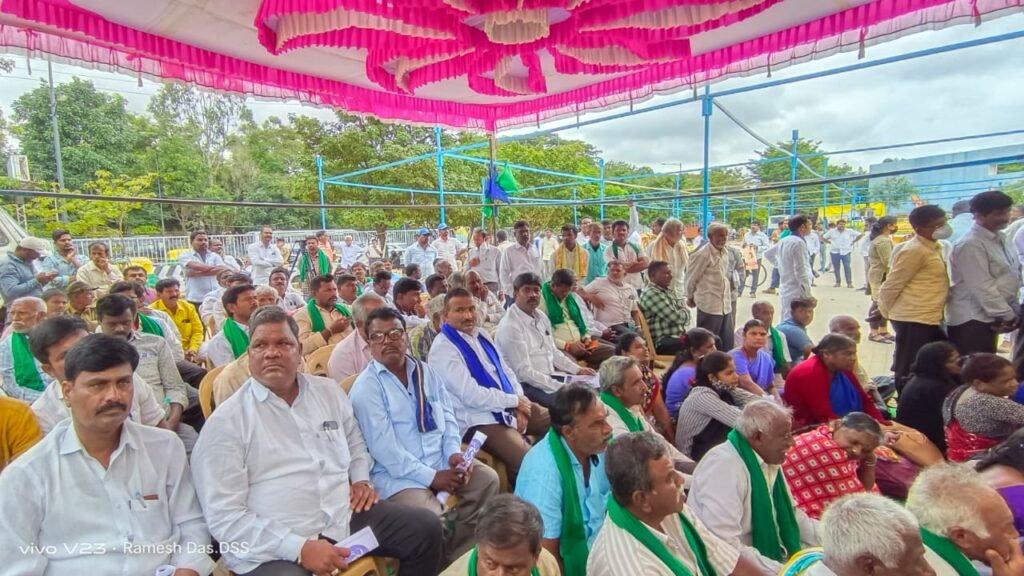 ಪಿಟಿಸಿಎಲ್‌ ಕಾಯ್ದೆ ತಿದ್ದುಪಡಿಗೋಸ್ಕರ ಶುರುವಾದ ನಿರಂತರ ಅಹೋರಾತ್ರಿ ಪ್ರತಿಭಟನೆ