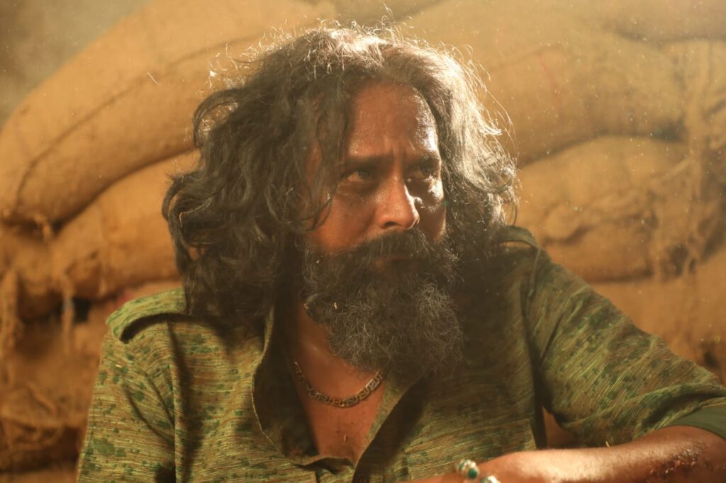 <strong>ವಿನೋದ್ ಪ್ರಭಾಕರ್ ಎದುರು ತೊಡೆ ತಟ್ಟಿದ ಕಿಟ್ಟಿ</strong><strong></strong>