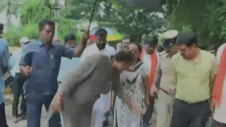 ಮಹಿಳೆಯೊಬ್ಬರಿಗೆ ಅವಾಚ್ಯವಾಗಿ ನಿಂದಿಸಿದ ಬಿಜೆಪಿ ಶಾಸಕ ಅರವಿಂದ ಲಿಂಬಾವಳಿ