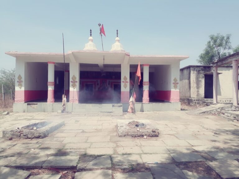 ಬಂಜಾರರ ಪ್ರತಿರೋಧಕ್ಕೆ ಮಣಿದ ಆರ್‌ ಎಸ್‌ ಎಸ್, ಭಾಯಾಗಡ್‌ ಶಿಬಿರ ರದ್ದು, ಹಿರೇಕಲ್‌ ಮಠಕ್ಕೆ ವರ್ಗಾವಣೆ