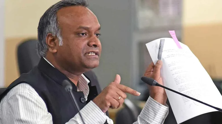 ಕೇಂದ್ರದ ಅನುದಾನಕ್ಕೆ ಕತ್ತರಿ: ಕರ್ನಾಟಕದ 6,000 ಗ್ರಾಮ ಪಂಚಾಯಿತಿಗಳಲ್ಲಿ ಹಣಕಾಸಿನ ಬಿಕ್ಕಟ್ಟು; ಅಭಿವೃದ್ಧಿ ಕಾಮಗಾರಿಗಳು ಸ್ತಬ್ಧ