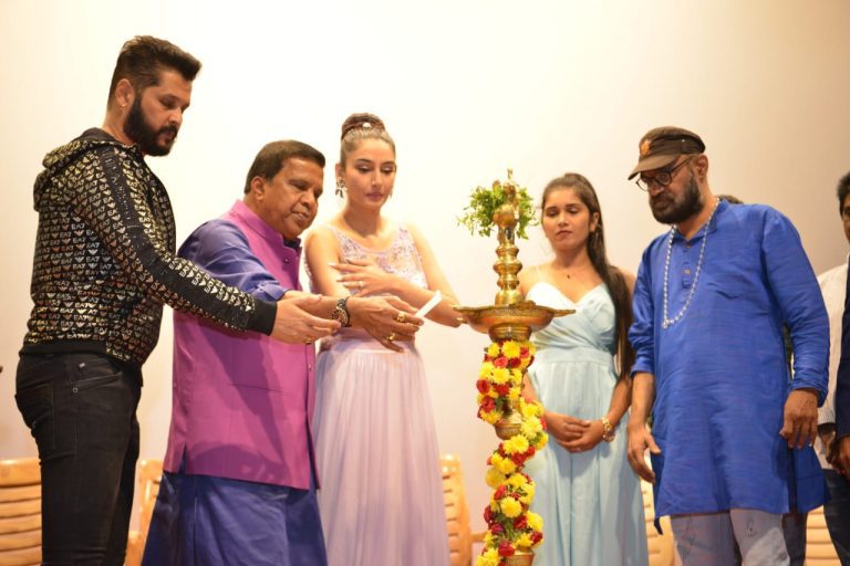 “ರಂಗಿನ ರಾಟೆ” ತಿರುಗಿಸಿದ ರಾಗಿಣಿ, ಅದ್ದೂರಿ ಟ್ರೇಲರ್ ಬಿಡುಗಡೆ