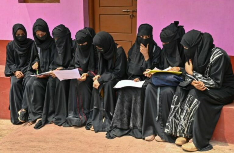ಹಿಜಾಬ್‌ ಪ್ರಕರಣ: ತೀರ್ಪಿನಲ್ಲಿ ನ್ಯಾಯಮೂರ್ತಿಗಳು ಹೇಳಿರುವುದೇನು?