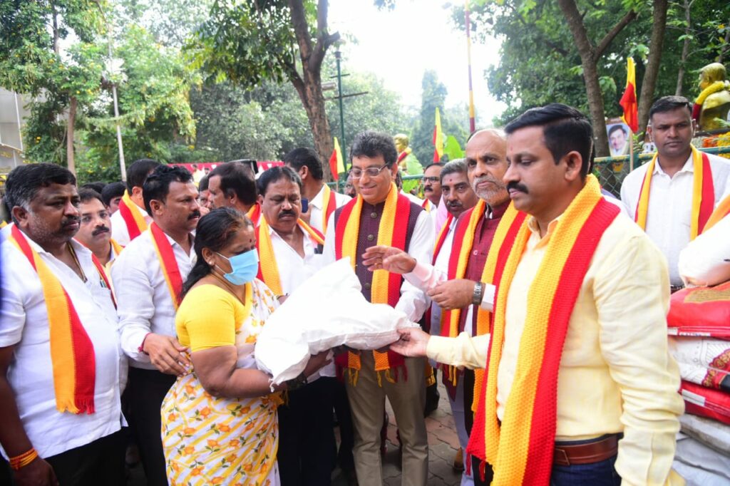 ʼಕರ್ನಾಟಕ ರಾಜ್ಯೋತ್ಸವʼ ಪ್ರಯುಕ್ತ ಬಿಬಿಎಂಪಿ ವತಿಯಿಂದ ಕ್ಷಯರೋಗಿಗಳಿಗೆ ಆಹಾರ ಕಿಟ್‌ ವಿತರಣೆ