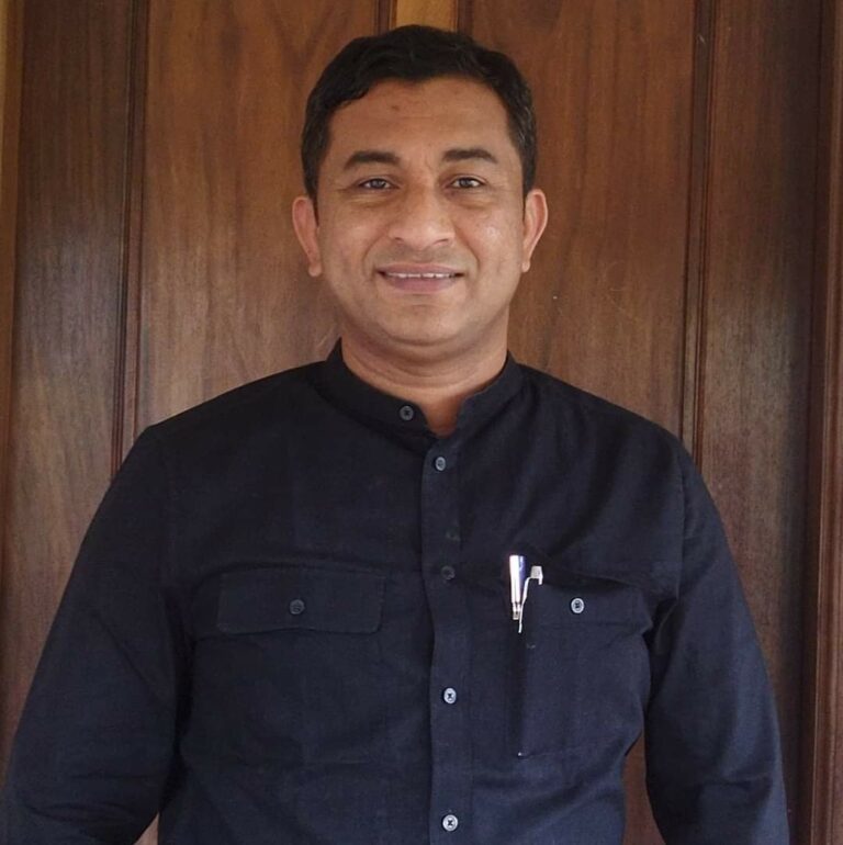ಬಿಜೆಪಿ ಬಾಡಿಗೆ ಭಾಷಣಕಾರರಿಗೆ ಸಿಎಂ ಕಛೇರಿಯಿಂದ ಸಂಬಳ : ಸುಧೀರ್ ಮುರೊಳ್ಳಿ ದಾಖಲೆ ಬಿಡುಗಡೆ