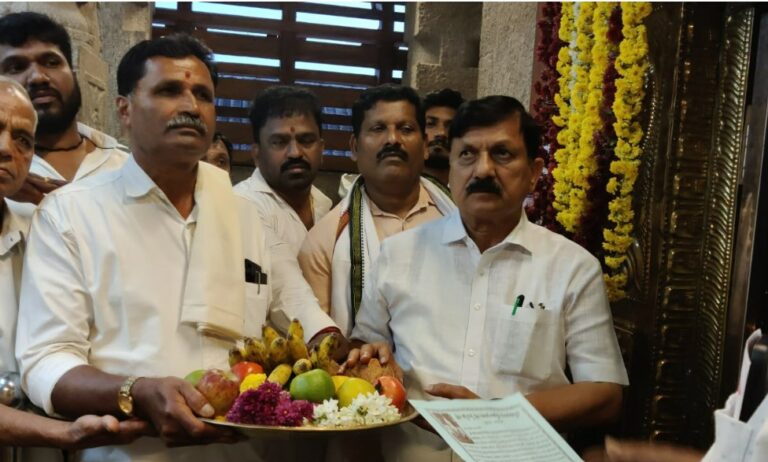 ಎಲೆಚುಕ್ಕೆ ರೋಗದ ಸಮಸ್ಯೆಯನ್ನು ಮರೆಮಾಚಲು ಹೊರಟಿದ್ದಾರಾ ಆರಗ ಜ್ಞಾನೇಂದ್ರ!?