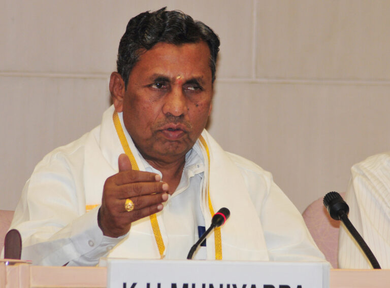 ಜುಲೈ 1 ರಿಂದಲೇ ‘ಅನ್ನಭಾಗ್ಯ’ ಜಾರಿ ; 5 ಕೆಜಿ ಅಕ್ಕಿಯ ಹಣ ಕೊಡುವ ಮಹತ್ವದ ನಿರ್ಧಾರ