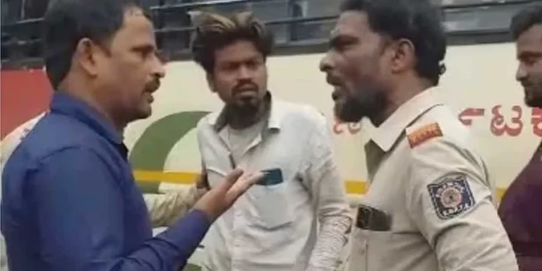 ಕಲಬುರಗಿ | ಬುರ್ಖಾ ಹಾಕಿಕೊಂಡು ಬಸ್‌ ಏರುವಂತೆ ಒತ್ತಾಯ: ಡ್ರೈವರ್‌ ಸಸ್ಪೆಂಡ್