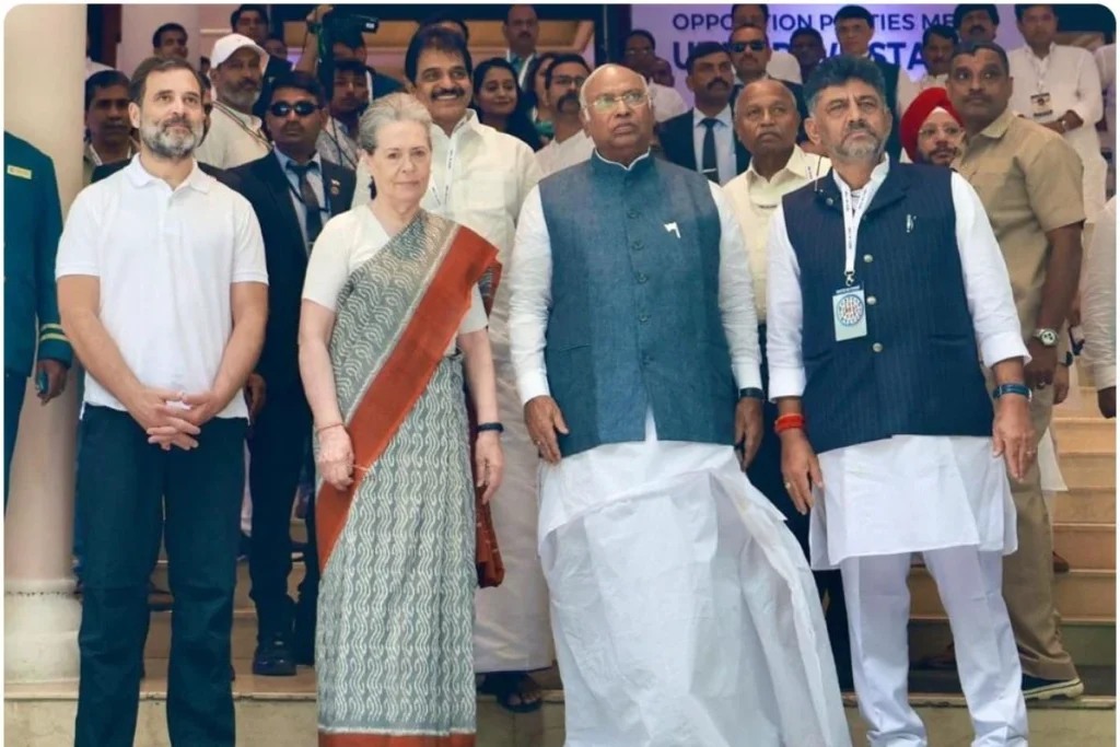 ತಾಂತ್ರಿಕ ದೋಷ: ಸೋನಿಯಾ ಮತ್ತು ರಾಹುಲ್ ಗಾಂಧಿ ವಿಮಾನ ಭೋಪಾಲದಲ್ಲಿ ತುರ್ತು ಭೂಸ್ಪರ್ಶ