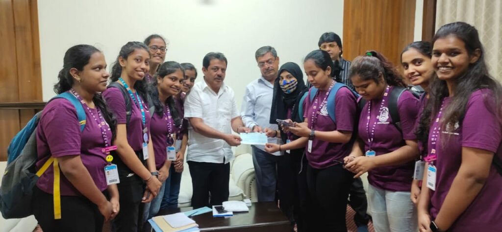 ಉದ್ಯೋಗ ಮೇಳ ಪ್ರಾಯೋಜಕತ್ವಕ್ಕೆ 1.50 ಲಕ್ಷ ರೂ.ನೀಡಿ ಪ್ರೋತ್ಸಾಹಿಸಿದ ಸಚಿವ ಜಮೀರ್ ಅಹಮದ್ ಖಾನ್