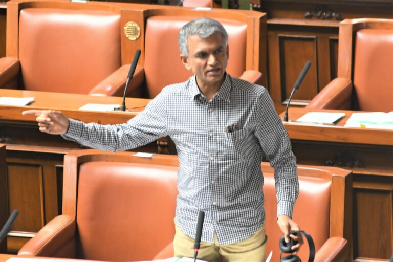 ಸರ್ಕಾರದ ಅನುಮತಿ ಇಲ್ಲದೆ ಮಾರಾಟವಾದ ದಲಿತರ ಭೂಮಿ ವಾಪಸ್ ಕೊಡಿಸುವ ಪಿಟಿಸಿಎಲ್ ತಿದ್ದುಪಡಿ ಕಾಯ್ದೆ ಮಂಡನೆ