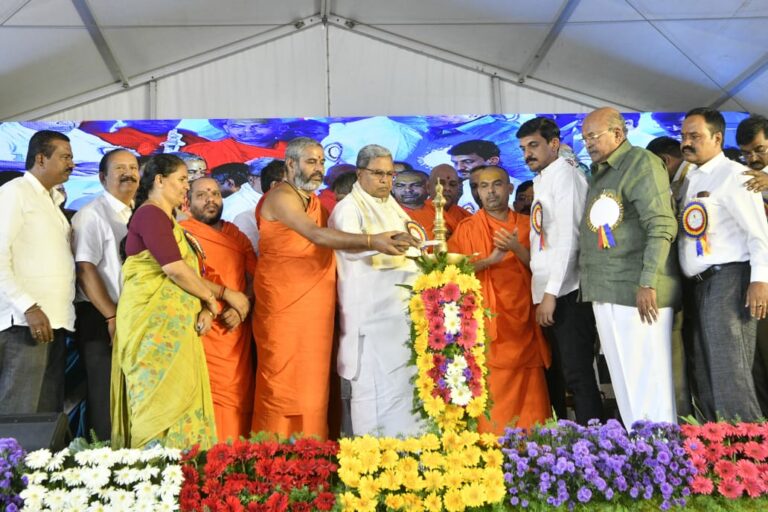 ವೈಜ್ಞಾನಿಕತೆ ಮತ್ತು ವೈಚಾರಿಕತೆ ಬೆಳೆಸಿಕೊಳ್ಳಿ: ವಿದ್ಯಾರ್ಥಿಗಳಿಗೆ ಸಿಎಂ ಸಿದ್ದರಾಮಯ್ಯ ಕರೆ