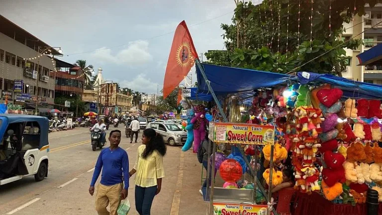 ಇತರ ಧರ್ಮಗಳ ವ್ಯಾಪಾರಿಗಳಿಗೆ ಬಹಿಷ್ಕಾರ: ವಿಹಿಂಪ ನಡೆಯನ್ನು ಖಂಡಿಸಿದ ನಾಗರಿಕ ಸಂಘಟನೆಗಳು