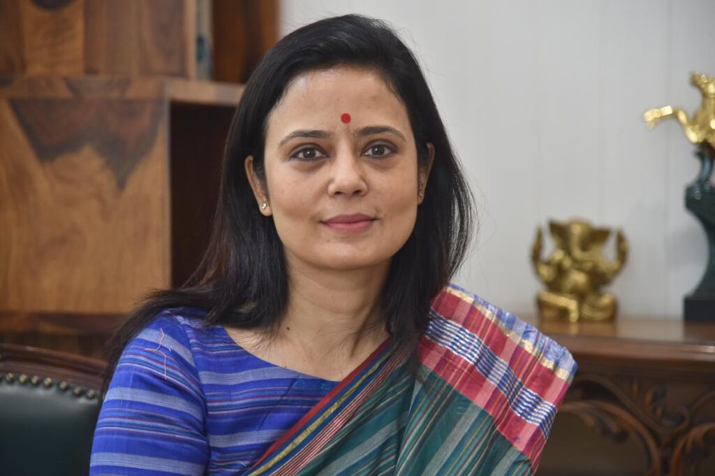 ಮಹಿಳಾ ಜನಪ್ರತಿನಿಧಿ ಅಸ್ಮಿತೆ ಮತ್ತು ಮಹುವಾ ಮೊಯಿತ್ರಾ ಪ್ರಕರಣ