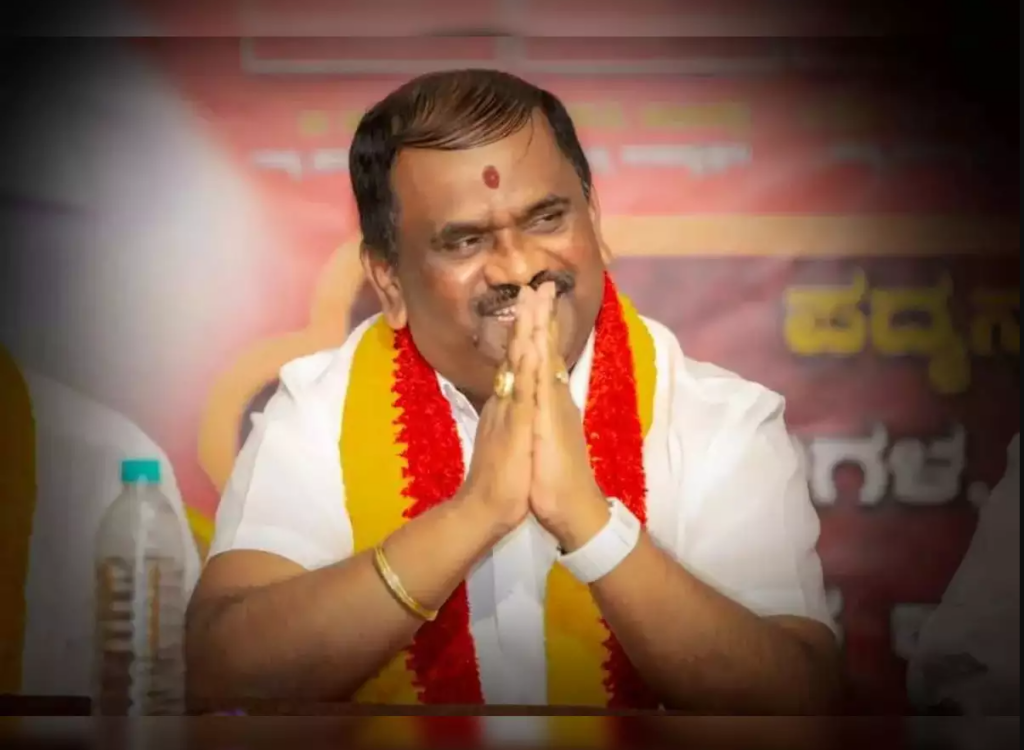 ವಿಮಾನ ನಿಲ್ದಾಣಗಳಿಗೆ ಸಾಧಕ ಕನ್ನಡಿಗರ ಹೆಸರು: ಕರವೇ ಅಭಿನಂದನೆ