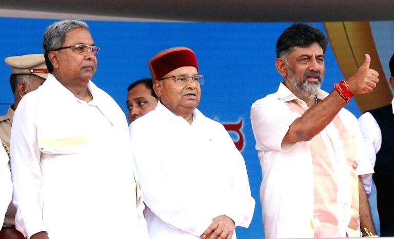 ರಾಜ್ಯಪಾಲರಿಂದ ಕನ್ನಡ ಕಡ್ಡಾಯ ತಿರಸ್ಕಾರ