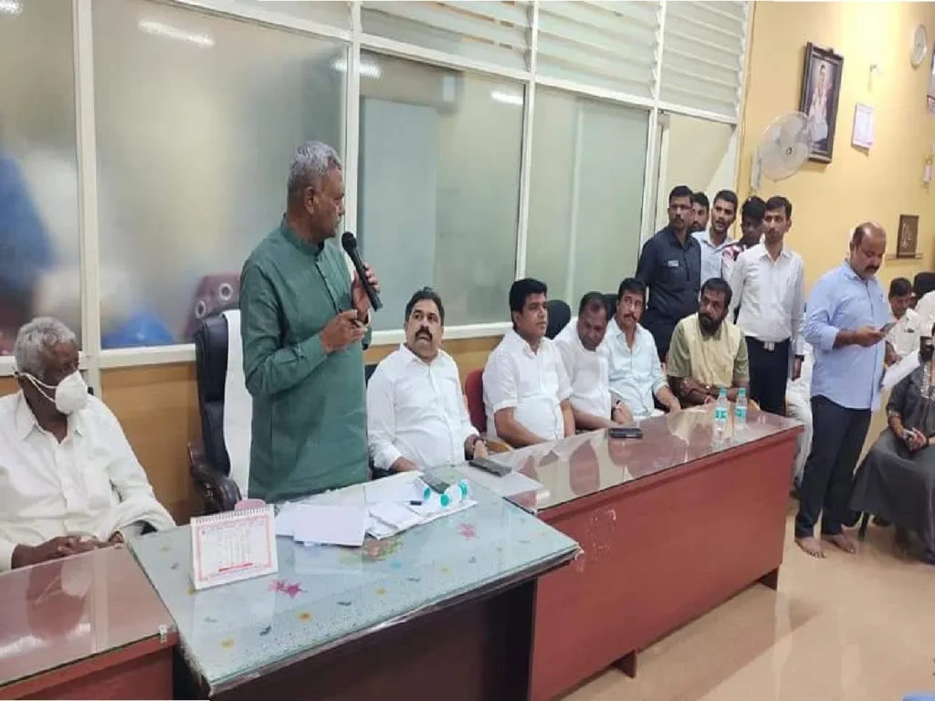ಯಶವಂತಪುರ ಬಿಜೆಪಿ ಶಾಸಕ ಎಸ್‌ಟಿ ಸೋಮಶೇಖರ್‌ ಅವರಿಂದ ಕಾಂಗ್ರೆಸ್‌ ಎಂಎಲ್‌ಸಿ ಅಭ್ಯರ್ಥಿಗೆ ಬೆಂಬಲ
