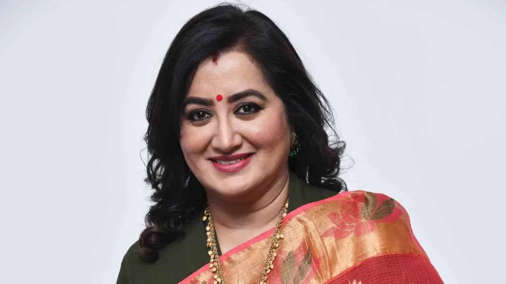 ಮಂಡ್ಯ ಲೋಕಸಭಾ ಚುನಾವಣೆಗೆ ಈ ಬಾರಿ ಸ್ಪರ್ಧಿಸುವುದಿಲ್ಲ, ಬಿಜೆಪಿ ಸೇರುತ್ತೇನೆ – ಸುಮಲತಾ ಘೋಷಣೆ