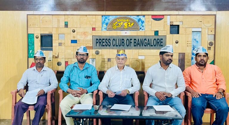 ಕನ್ನಡ ಮಾಧ್ಯಮ ಶಾಲೆಗಳ ವೈಫಲ್ಯ ಹಾಗೂ ಕೇಂದ್ರದ ಹಿಂದಿ ಹೇರಿಕೆಯಿಂದ ಕನ್ನಡ ನಾಶವಾಗುತ್ತಿದೆ: ರಮೇಶ್‌ ಬೆಲ್ಲಂಕೊಂಡ