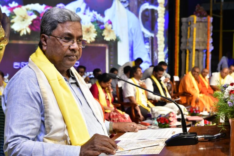 ಯುಪಿಎಸ್‌ಸಿ ಮಾದರಿಯಲ್ಲಿ ಕೆಪಿಎಸ್‌ಸಿ ಕಾರ್ಯನಿರ್ವಹಣೆ: ಮುಖ್ಯಮಂತ್ರಿ ಸೂಚನೆ