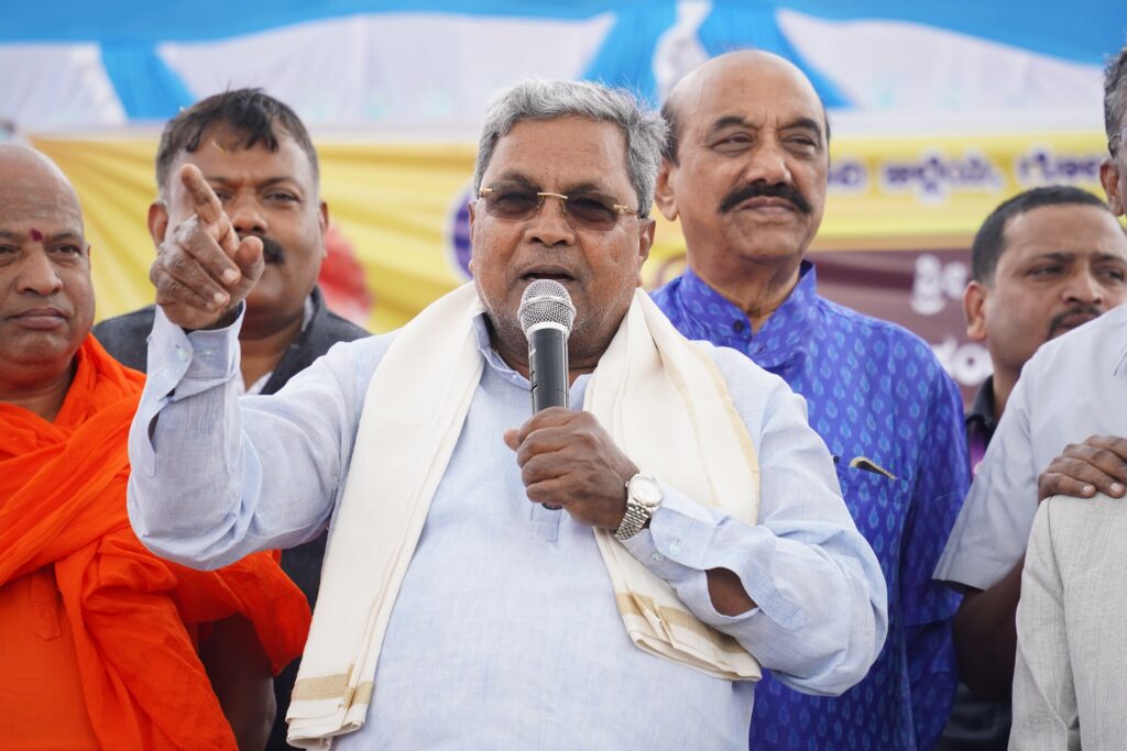ನಮ್ಮವರೇ ಸಂಗೊಳ್ಳಿ ರಾಯಣ್ಣನನ್ನು ಬ್ರಿಟೀಷರಿಗೆ ಹಿಡಿದುಕೊಟ್ಟರು: ಸಿಎಂ