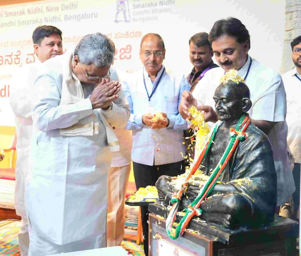 ವಿದ್ಯಾವಂತರೇ ಹೆಚ್ಚೆಚ್ಚು ಜಾತಿವಾದಿಗಳಾಗುತ್ತಿರುವುದು ದುರಂತ: ಸಿ ಎಂ ಸಿದ್ದರಾಮಯ್ಯ