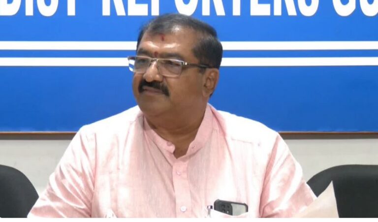 ವಿಜಯೇಂದ್ರ ರಾಜೀನಾಮೆ ನೀಡಲಿ, BSY ಶ್ರೀಮಂತರ ಸಹವಾಸ ನಿಲ್ಲಿಸಲಿ: ಬಿಜೆಪಿಯ ಬಿ.ಪಿ.ಹರೀಶ್‌ ಆಗ್ರಹ