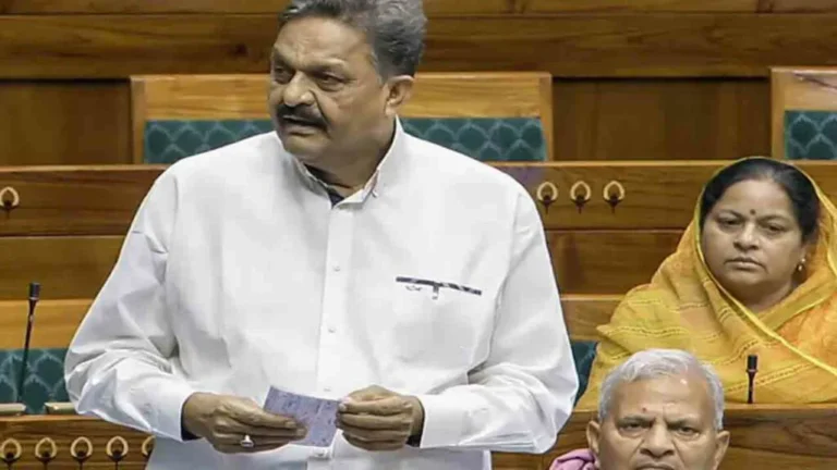 ಕುಂಭಮೇಳದಲ್ಲಿ ಭಾರೀ ಪ್ರಮಾಣದಲ್ಲಿ ಗಾಂ*ಜಾ ಸೇವನೆ ಮಾಡುತ್ತಾರೆ. ಅದರ ಸೇವನೆ ಕಾನೂನು ಬದ್ಧ ಮಾಡಿ ಎಂದ ಸಂಸದನ ವಿರುದ್ಧ ಪ್ರಕರಣ