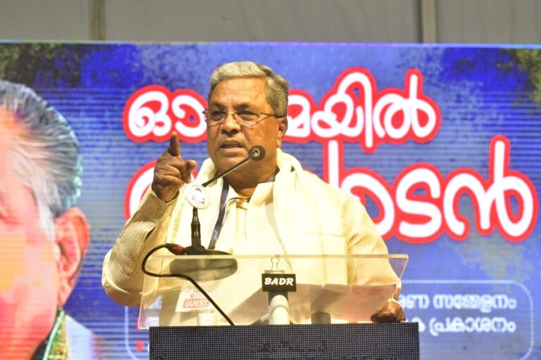 ದೂರದ ಊರಲ್ಲಿ ಕೂತು ಗಾಳಿಯಲ್ಲಿ ಗುಂಡು ಹೊಡೆಯಬೇಡಿ, ನೇರಾನೇರ ಚರ್ಚೆಗೆ ಬನ್ನಿ- ಪ್ರಧಾನಿ ಮೋದಿಗೆ ಸಿದ್ದರಾಮಯ್ಯ ಸವಾಲು