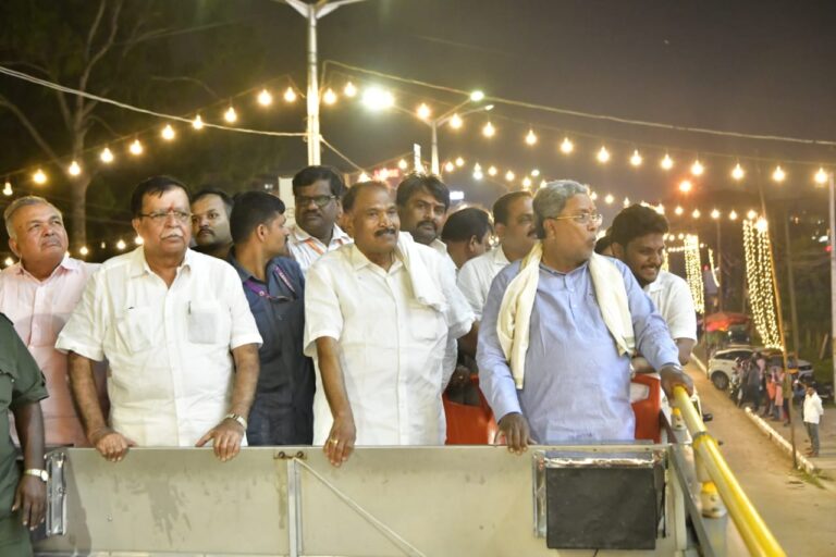 ಮುಂದಿನ ಮಾರ್ಚ್ ವರೆಗೆ ಪ್ರತಿ ತಿಂಗಳು ರೂ. 2400 ಕೋಟಿ ರಾಜಸ್ವ ಸಂಗ್ರಹ ಗುರಿ ಸಾಧಿಸಲೇಬೇಕು: ಸಿ.ಎಂ.ಸಿದ್ದರಾಮಯ್ಯ ಸೂಚನೆ