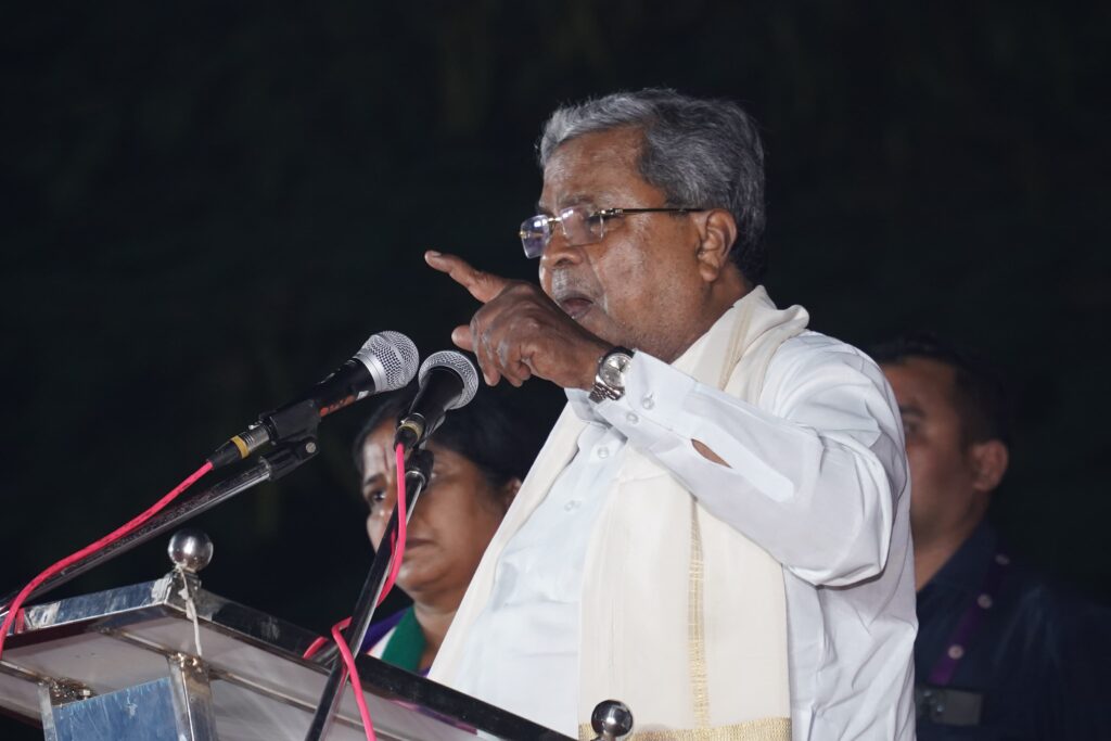 ವಿರೋಧ ಪಕ್ಷಗಳ ಜನ ನಾಯಕರನ್ನು CBI, ED, IT ಹೆಸರಲ್ಲಿ ಹೆದರಿಸಿ, ಬೆದರಿಸಿ ಮೋದಿ ದರ್ಬಾರು ನಡೆಸುತ್ತಿದ್ದಾರೆ: ಸಿ ಎಂ ಸಿದ್ದರಾಮಯ್ಯ