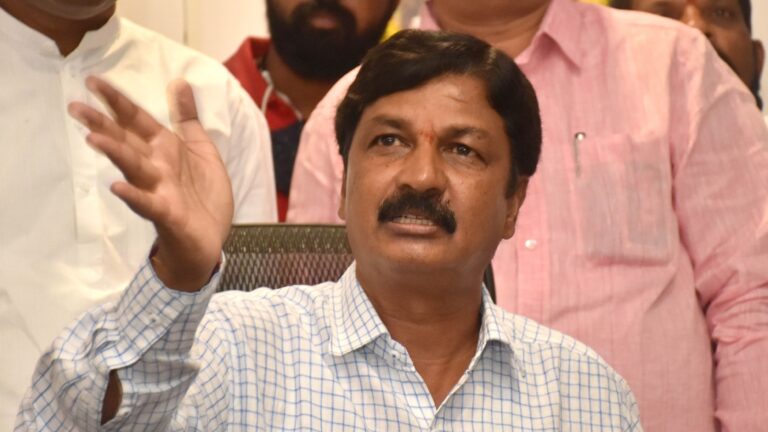ಡಿಸೆಂಬರ್‌ ಹೊತ್ತಿಗೆ ಕರ್ನಾಟಕ ಬಿಜೆಪಿ ನಾಯಕತ್ವ ಬದಲಾವಣೆಯಾಗಲಿದೆ: ರಮೇಶ್ ಜಾರಕಿಹೊಳಿ
