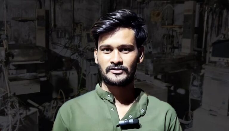 ಝಾನ್ಸಿ ಬೆಂಕಿ ಅವಘಡ: ಹತ್ತು ಮಕ್ಕಳನ್ನು ಆಸ್ಪತ್ರೆ ಬೆಂಕಿಯಿಂದ ರಕ್ಷಿಸಿ, ತನ್ನ ಮಕ್ಕಳ ಸುಟ್ಟ ದೇಹವನ್ನೇ ಗುರುತಿಸಲಾಗದೆ ಅಸಹಾಯಕನಾಗಿ ನಿಂತ ತಂದೆ