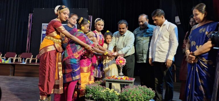 ಮಕ್ಕಳನ್ನು ಮನೆಯ ಹೊರಗೆ ಆಟಕ್ಕೆ ಬಿಡುವುದರಿಂದ ಕ್ರಿಯಾಶೀಲತೆ ಅರಳುತ್ತದೆ: ಕೆ.ವಿ.ಪ್ರಭಾಕರ್