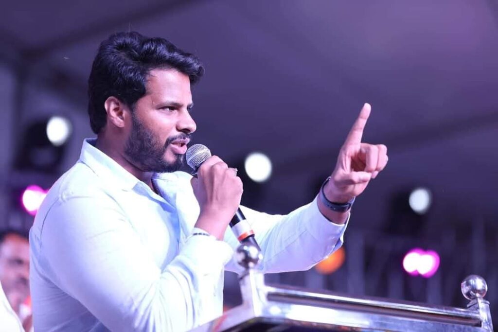 ನನ್ನ ಹೋರಾಟ ಜೀವನ ರಕ್ತಗತವಾಗಿ ಬಂದ ಬಳುವಳಿ, ಹಿಂದೆ ಸರಿಯುವ ಪ್ರಶ್ನೆಯೇ ಇಲ್ಲ; ನಿಖಿಲ್ ಕುಮಾರಸ್ವಾಮಿ