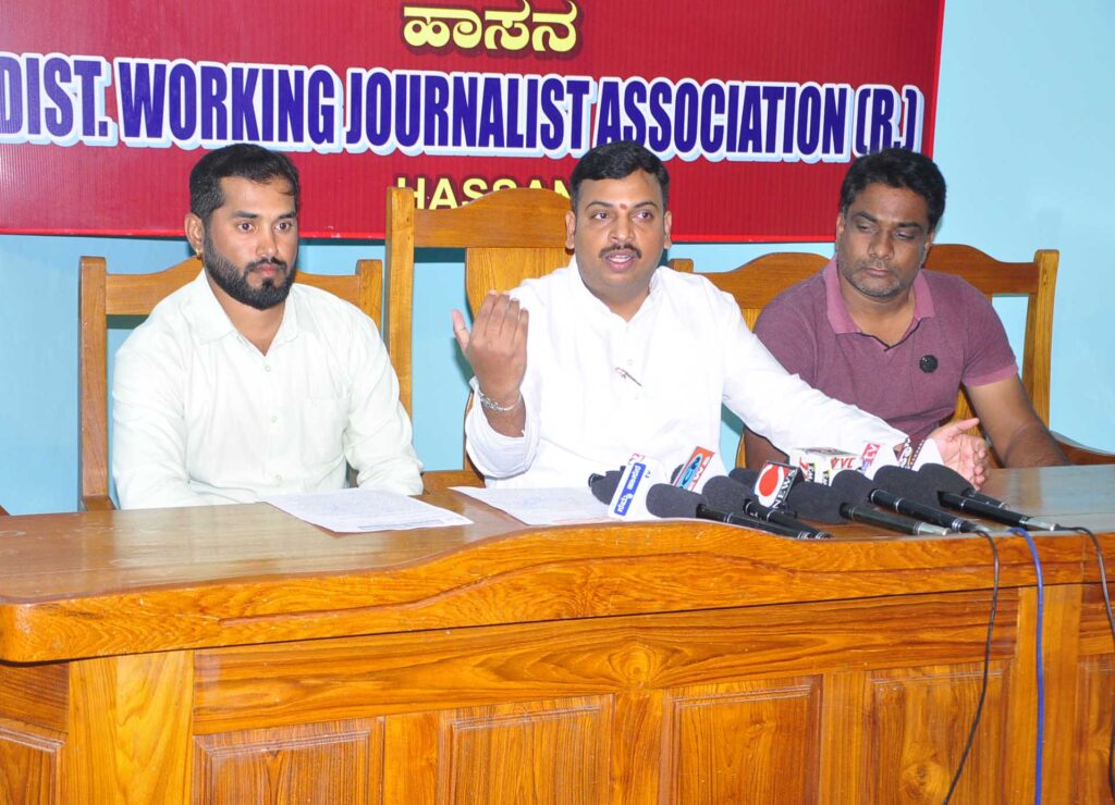 ಆಲೂರಿನಲ್ಲಿ ತಾತ್ಕಲಿಕ ಮೂರು ತಿಂಗಳು ರೈಲು ನಿಲುಗಡೆಗೆ ಸಮ್ಮತಿ – -ಹೇಮಂತ್ ಕುಮಾರ್