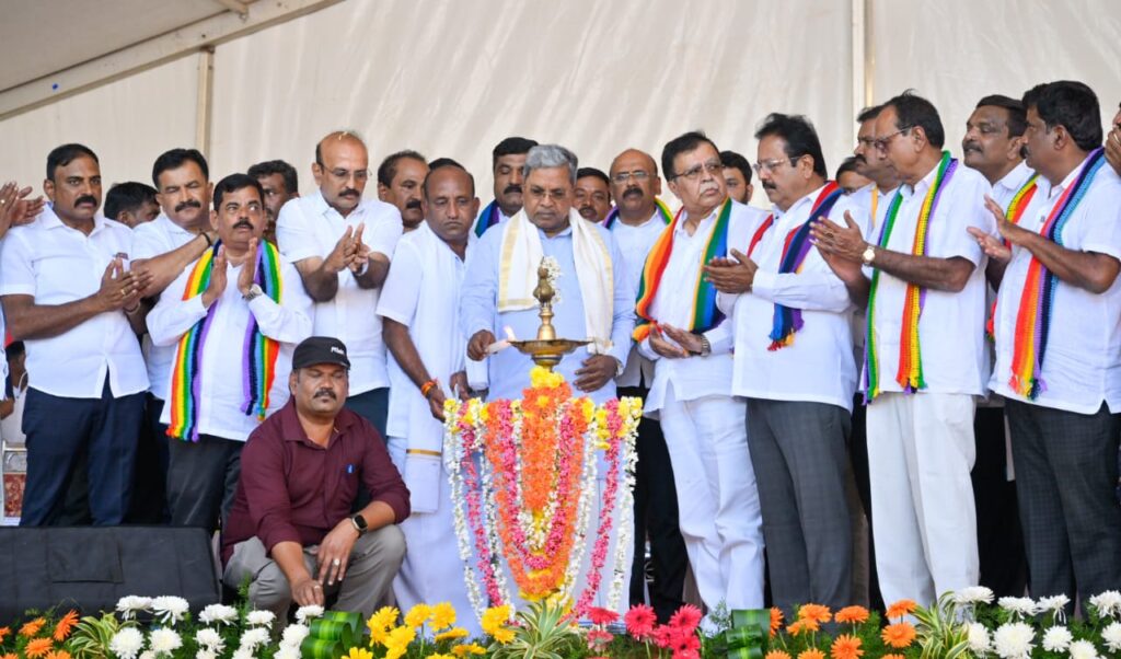 ನನ್ನಂಥವರಿಗೆ ಅನ್ನಭಾಗ್ಯ ಸಿಗಬಾರದು ಎನ್ನುವ ಉದ್ದೇಶಕ್ಕಷ್ಟೆ ಅನರ್ಹರ ಬಿಪಿಎಲ್ ಕಾರ್ಡ್ ಎಪಿಎಲ್ ಗೆ ಬದಲಾಗಿದೆ ಅಷ್ಟೆ: ಸಿ ಎಂ ಸಿದ್ದರಾಮಯ್ಯ
