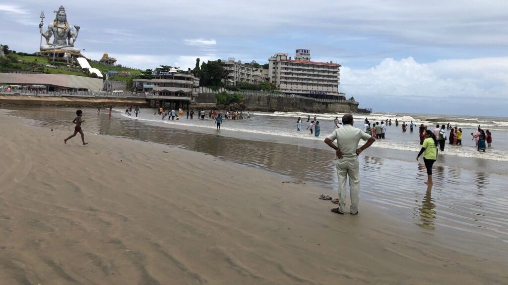 ಕೋಲಾರ: ಮುರುಡೇಶ್ವರದಲ್ಲಿ ಸಮುದ್ರ ಪಾಲಾದ ಮಕ್ಕಳ ಕುಟುಂಬಕ್ಕೆ ತಲಾ 5 ಲಕ್ಷ ಪರಿಹಾರ ಘೋಷಿಸಿದ ಮುಖ್ಯಮಂತ್ರಿ ಸಿದ್ಧರಾಮಯ್ಯ