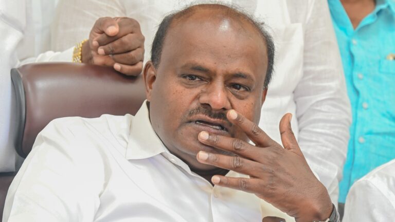 ಕಾಂಗ್ರೆಸ್ ಸರ್ಕಾರ ಬೀಳಿಸಲು ಬಿಜೆಪಿಗೆ ಬೆಂಬಲ ನೀಡಿ: ಹೆಚ್ ಡಿ ಕುಮಾರಸ್ವಾಮಿಯಿಂದ ಜೆಡಿಎಸ್ ಕಾರ್ಯಕರ್ತರಿಗೆ ಸೂಚನೆ