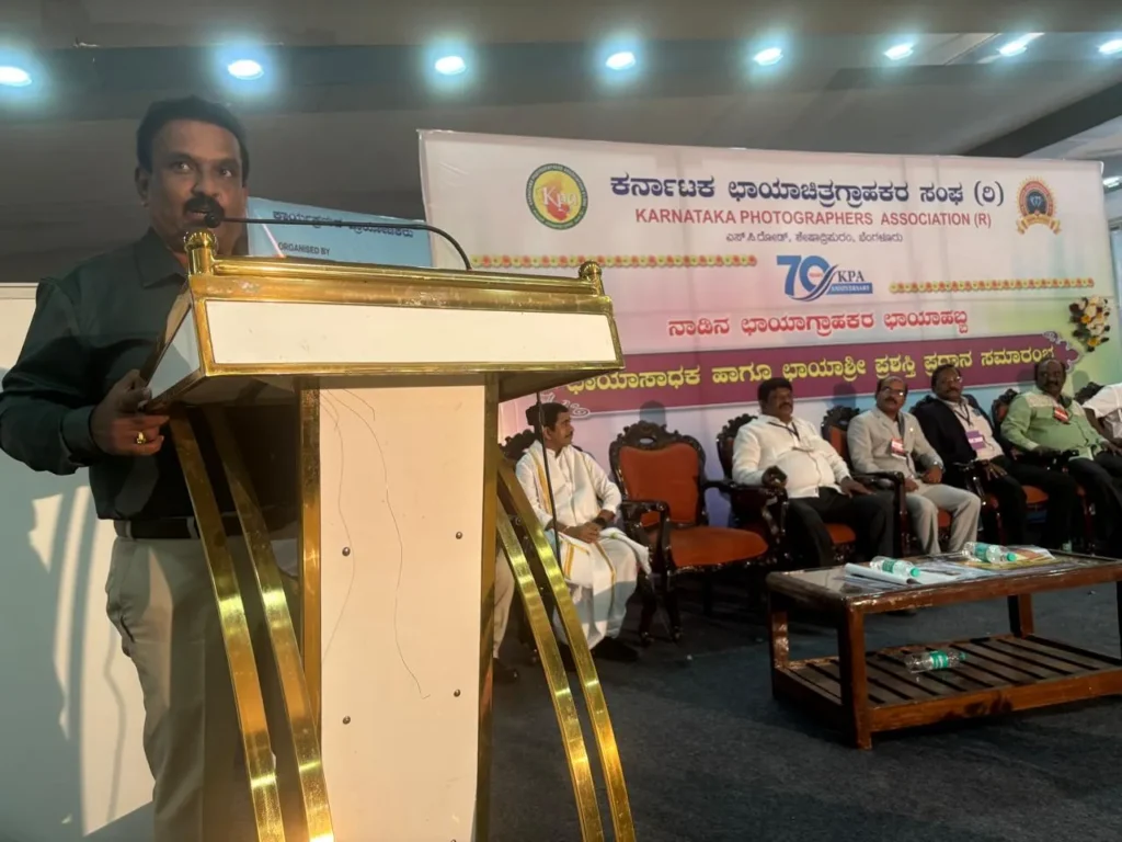 ಛಾಯಾಗ್ರಾಹಕರು ಏಕ ಕಾಲಕ್ಕೆ ಕಲಾವಿದರು ಮತ್ತು ಚರಿತ್ರಕಾರರೂ ಹೌದು: ಕೆ.ವಿ.ಪ್ರಭಾಕರ್