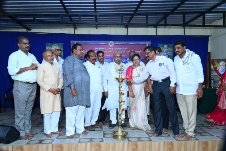 ಆಧ್ಯಾತ್ಮಿಕ ಮಾನವೀಯ ಮೌಲ್ಯ ಗುಣಗಳನ್ನು ಅಳವಡಿಸಿಕೊಳ್ಳಿ: ಕೆ ಬಿ ಸಿದ್ಧಲಿಂಗಪ್ಪ ಕರೆ