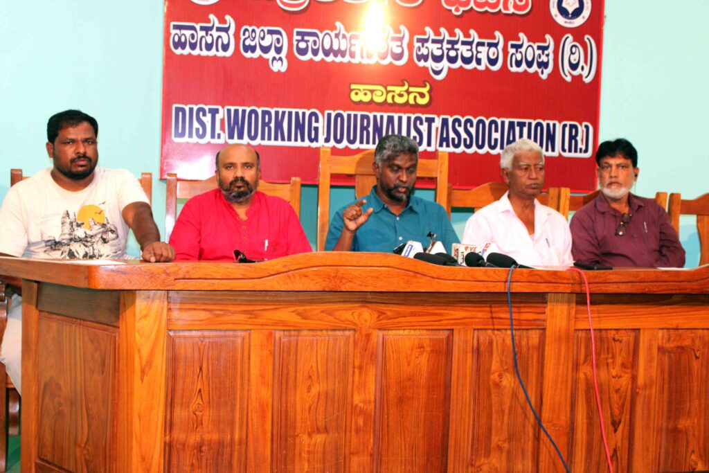 ವಕ್ಫ್ ತಿದ್ದುಪಡಿ ಮಸೂದೆ ವಿರೋಧಿಸಿ ನಡೆಯುತ್ತಿರುವ ಪ್ರತಿಭಟನೆಗೆ ಬೆಂಬಲ: ಧರ್ಮೇಶ್