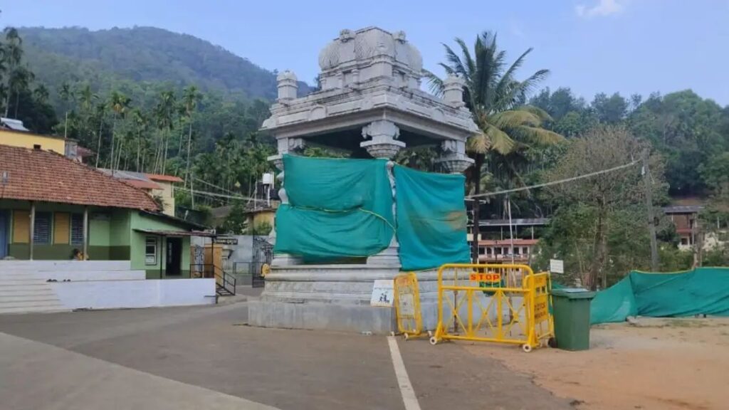 ಹೊರನಾಡು ದೇವಸ್ಥಾನದ ಆಡಳಿತ ಮಂಡಳಿ ವಿರುದ್ಧ ಸ್ಥಳೀಯರ ಆಕ್ರೋಶ ; ರಾಜ್ಯಪಾಲರಿಗೆ ಪತ್ರ