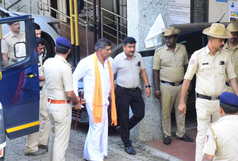 ಬುರುಡೆ ಪ್ರಕರಣ ರದ್ದು ಕೋರಿ ಹೈಕೋರ್ಟ್ ಗೆ ಮಹೇಶ್ ಶೆಟ್ಟಿ ತಿಮರೋಡಿ ತಂಡದಿಂದ ಅರ್ಜಿ!