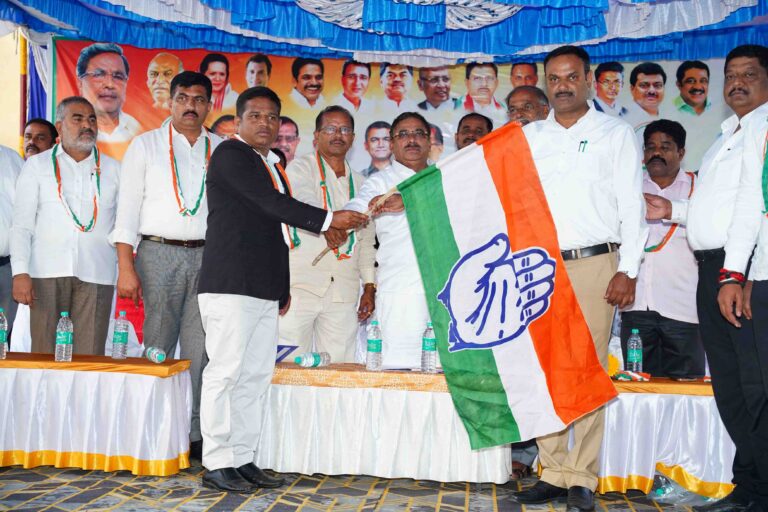 ಜಿಲ್ಲಾ ಕಾಂಗ್ರೆಸ್ ಕಾನೂನು ವಿಭಾಗದ ನೂತನ ಅಧ್ಯಕ್ಷ ನಾಯಕರಹಳ್ಳಿ ಜಯರಾಮ್ ಪದಗ್ರಹಣ