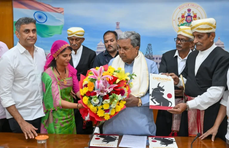 ಕೊಡವರು ಅಂದ್ರೆ ಹಾಕಿ: ಹಾಕಿ ಅಂದ್ರೆ ಕೊಡವರು: ಸಿ.ಎಂ ವರ್ಣನೆ
