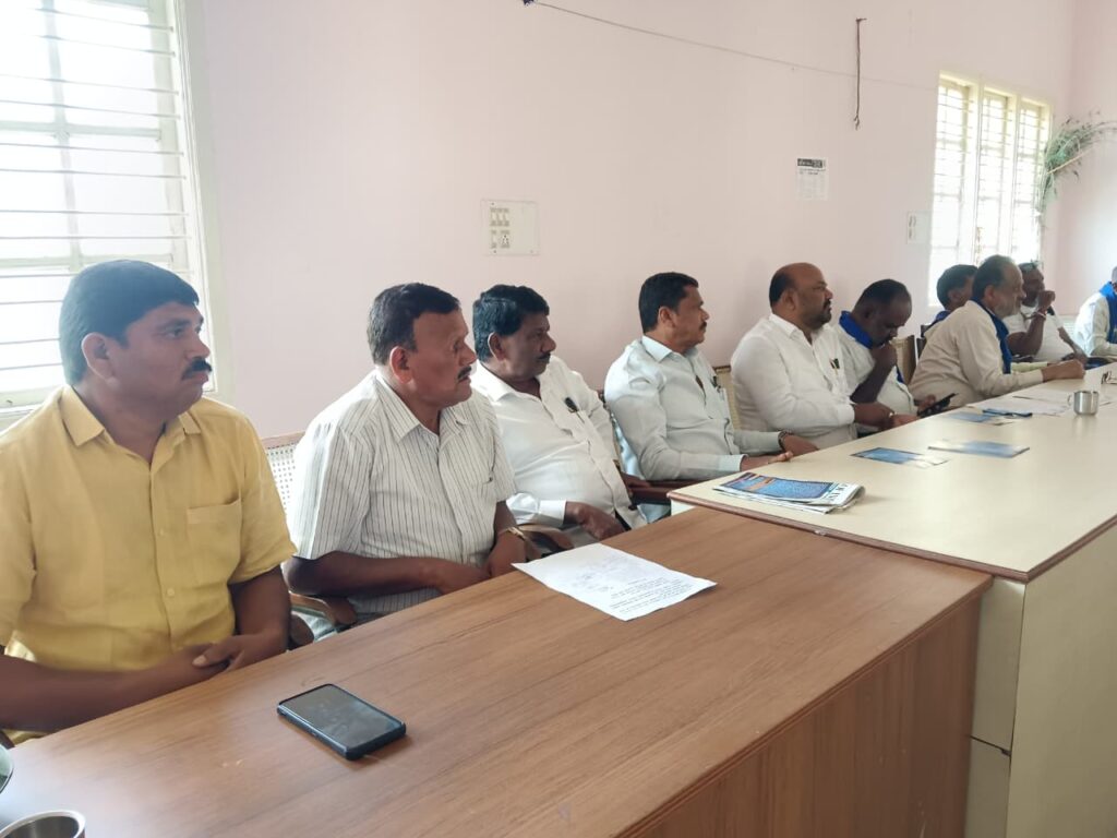 ಹಾಸನದಲ್ಲಿ ಆರ್‌ಎಸ್‌ಎಸ್ ನಿಷೇಧಕ್ಕೆ ಆಗ್ರಹಿಸಿ ದಲಿತ ಸಂಘಟನೆಗಳ ಬೃಹತ್ ಪ್ರತಿಭಟನೆ