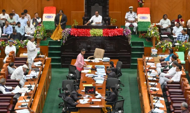 ವಿರೋಧ ಪಕ್ಷ ಸದನದ ಗೌರವವನ್ನು ಎತ್ತಿಹಿಡಿಯಬೇಕು: ಸಿಎಂ ಸಿದ್ದರಾಮಯ್ಯ ಕಿವಿಮಾತು