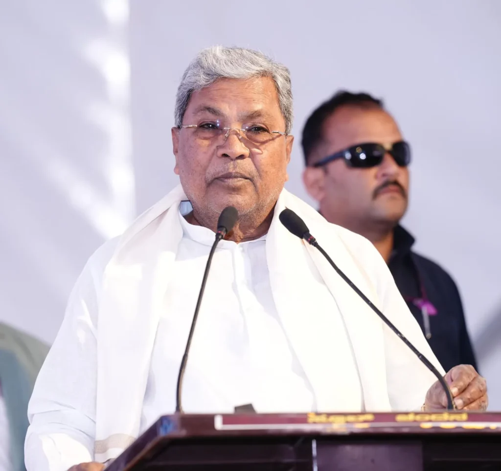 ಕೇರಳ ಅಹಿಂದ ರಾಜಕೀಯಕ್ಕೆ ಹೊಸ ಚಾಲನೆ; ಕೇರಳ ಸಮಾವೇಶಕ್ಕೆ ಸಿಎಂ ಸಿದ್ದರಾಮಯ್ಯಗೆ ಆಹ್ವಾನ