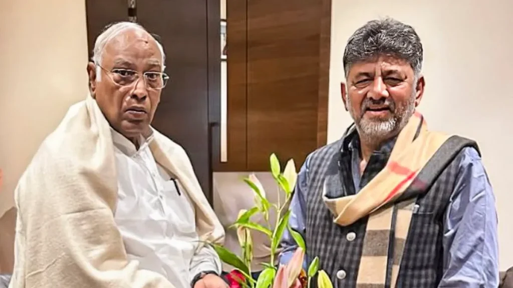 ನಾಯಕತ್ವ ಬದಲಾವಣೆ ಊಹಾಪೋಹಗಳ ನಡುವೆ ಮಲ್ಲಿಕಾರ್ಜುನ ಖರ್ಗೆಯವರನ್ನು ಭೇಟಿ ಮಾಡಿದ ಡಿ.ಕೆ. ಶಿವಕುಮಾರ್